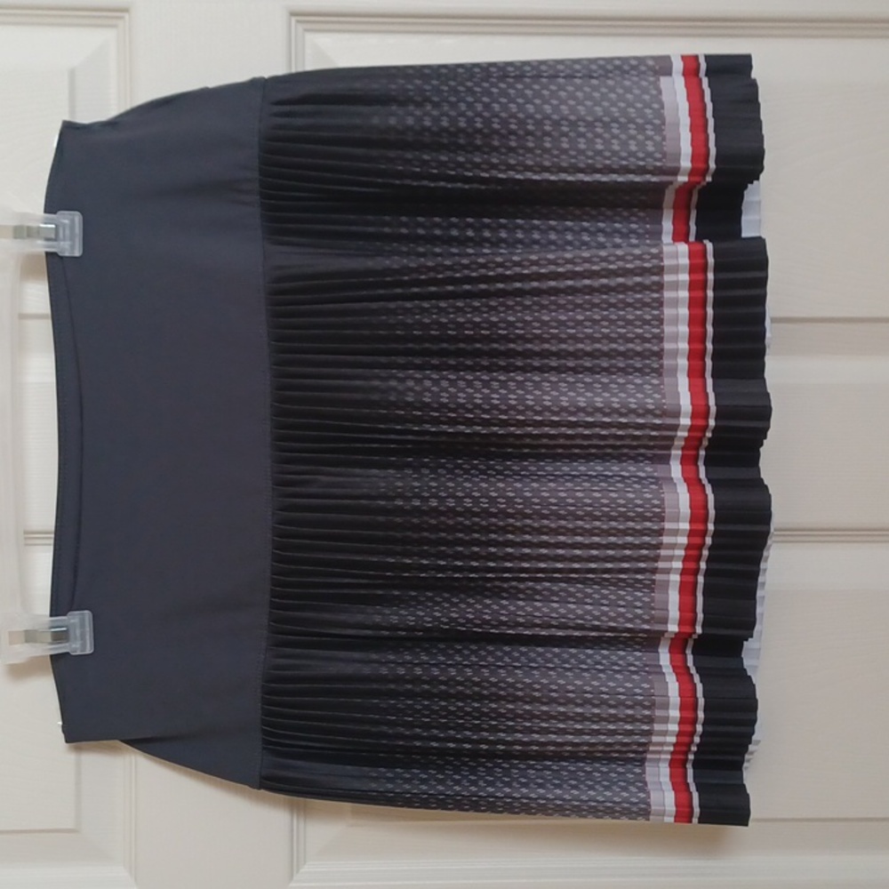 Lucky in Love ❤️ Gray Ombre Pleated Golf/Tennis Skirt ** SZ L - Picture 2 of 7